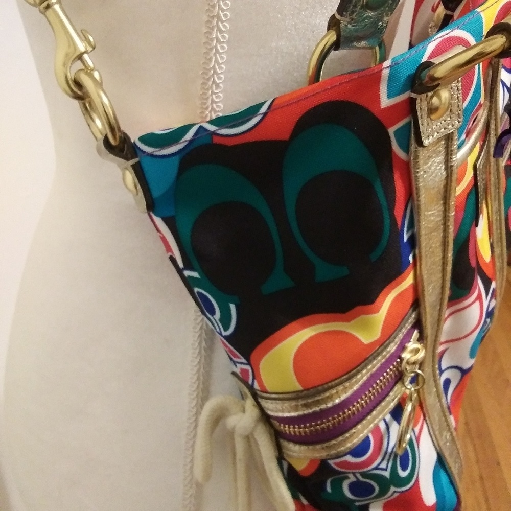 ❤😍EUC - Coach Purse❤😍 - Picture 4 of 8